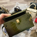  understated everyday bag detail view showing craftsmanship 20