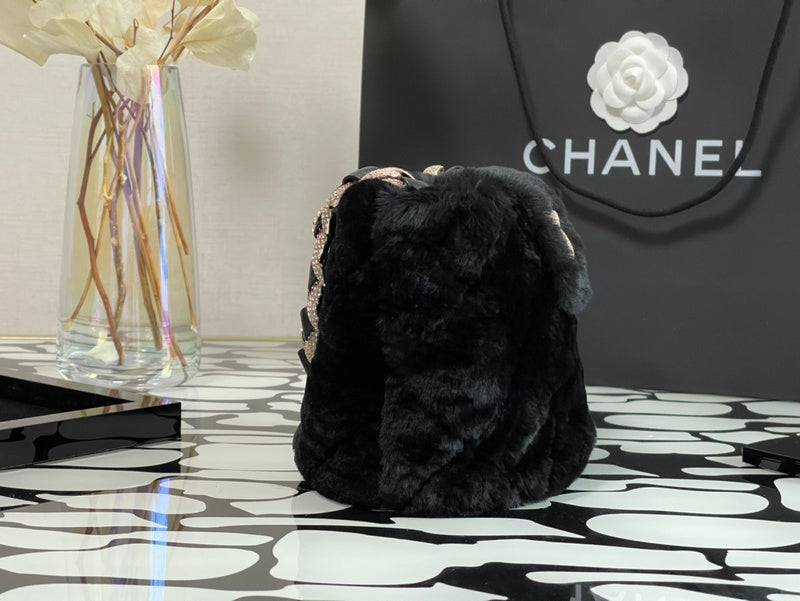  women's handbag, versatile design, view 7
