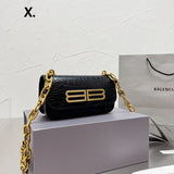 Ziva's Charm handbag – detail view (one versatile size)