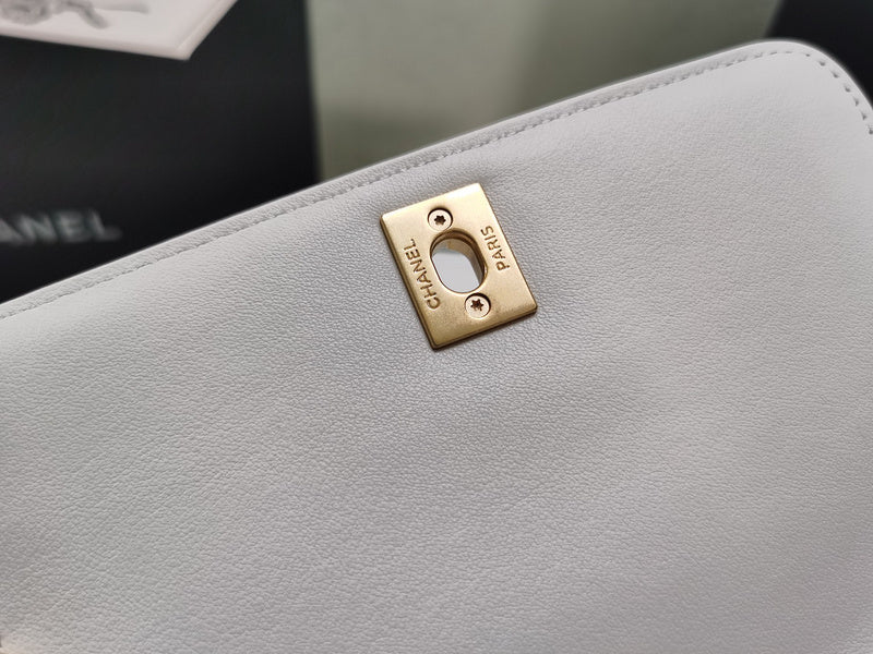 compact purse view 10