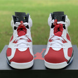 Nike Men's & Women's Designer Low-Top Shoes — Style 089 angle view