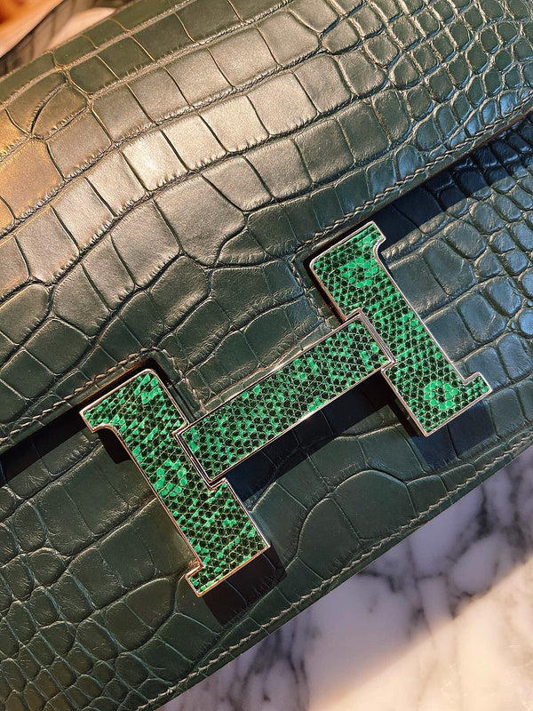 Interior view of structured premium bag