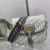 Front view of everyday-luxe polished women's handbag – women's designer-style accessory