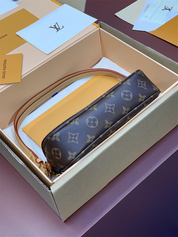  Smart crossbody bag front view 7