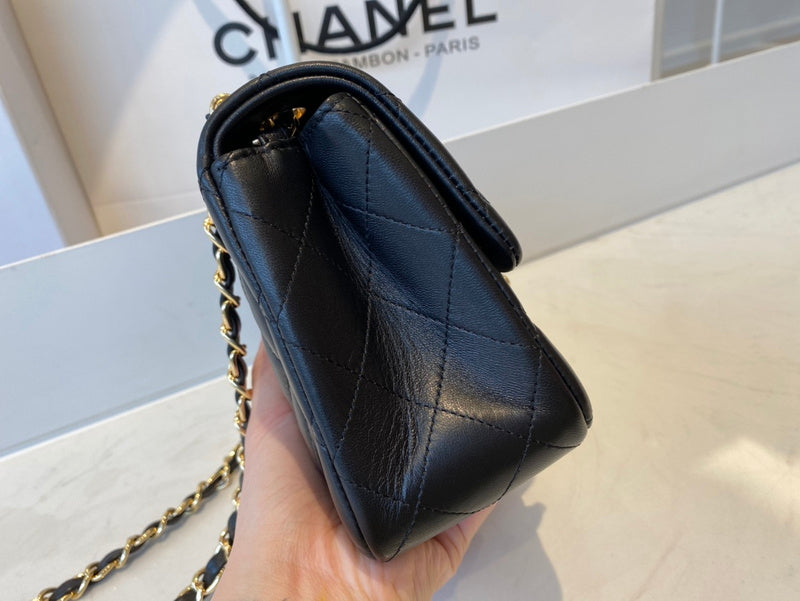  handbag, compact everyday style, image 7