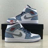 Nike classic monochrome luxury sneakers view 14 retro runner design