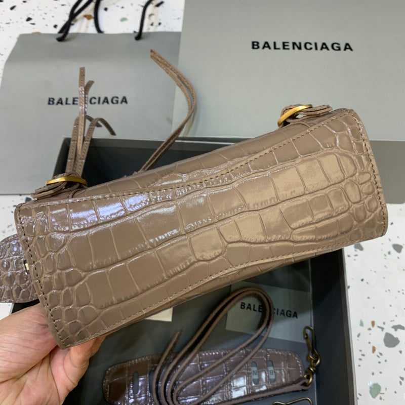 Contemporary Premium PU Leather Handbag - Versatile Everyday Design | Women's Premium Handbag #332 - hardware and detail close-up (image 5) of designer-inspired handbag