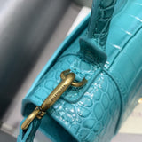 Zivas Charm Chic Craftsmanship Premium Handbag (Premium Everyday Carry) – Close-Up Detail