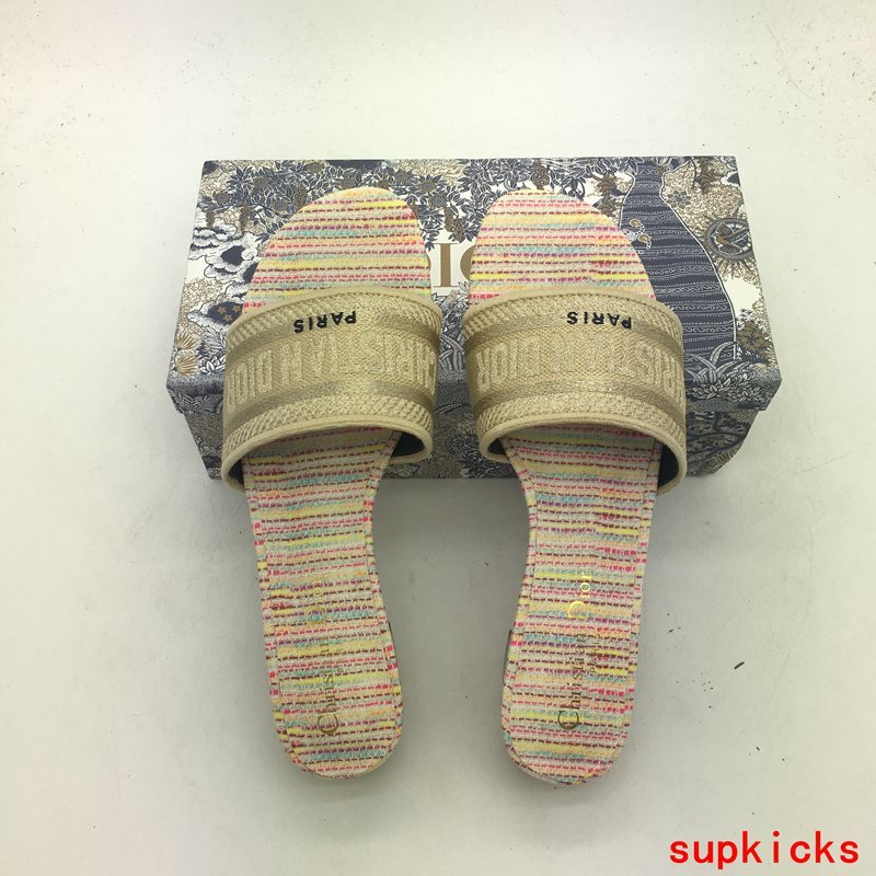 Dior shoes Style 032 - top view showing design (alternate angle)