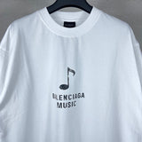 Styling view of Balenciaga luxury piece style No.095