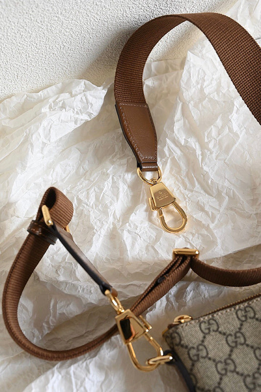 Side profile of chic statement women's handbag – women's designer-style accessory
