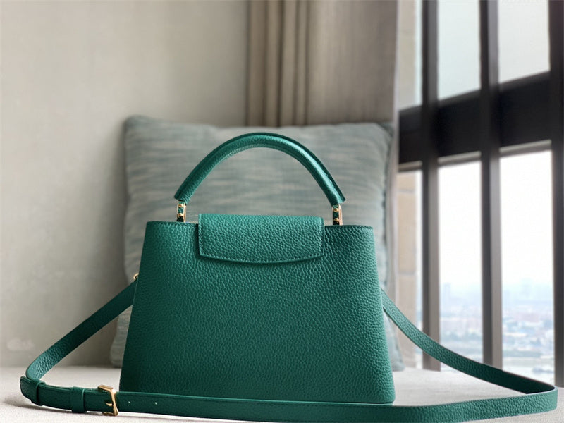  versatile structured bag styled with outfit 42