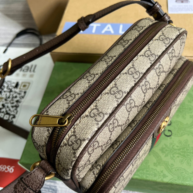 Styled lifestyle shot of statement everyday-luxe women's handbag – women's everyday handbag
