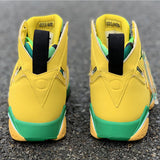 Nike Men's & Women's Designer Lifestyle Shoes — Style 032 detail view