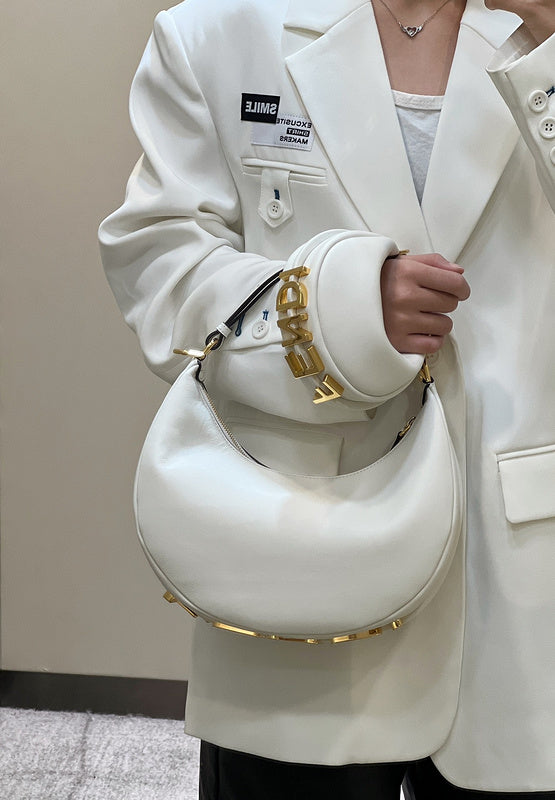 Ziva's Charm handbag – interior view (16.5cm*14cm*5cm)