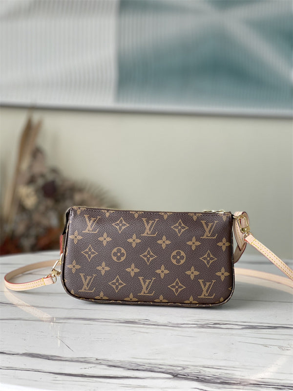  Versatile structured bag carried on shoulder