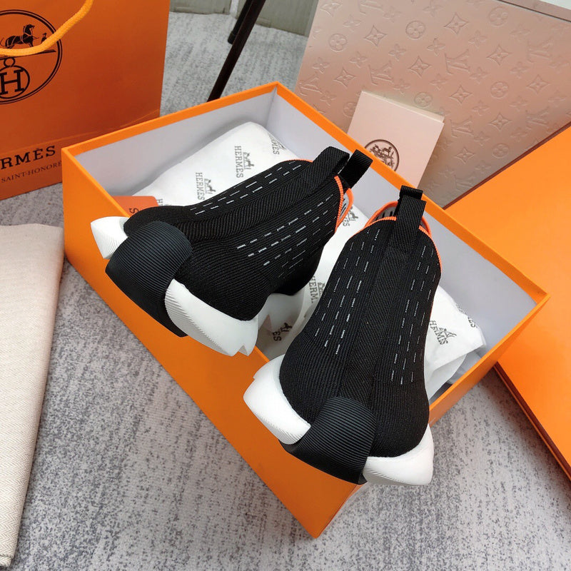 Hermes shoes Style 327 - texture and material detail