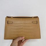 Clean-Lined carryall bag carried on shoulder