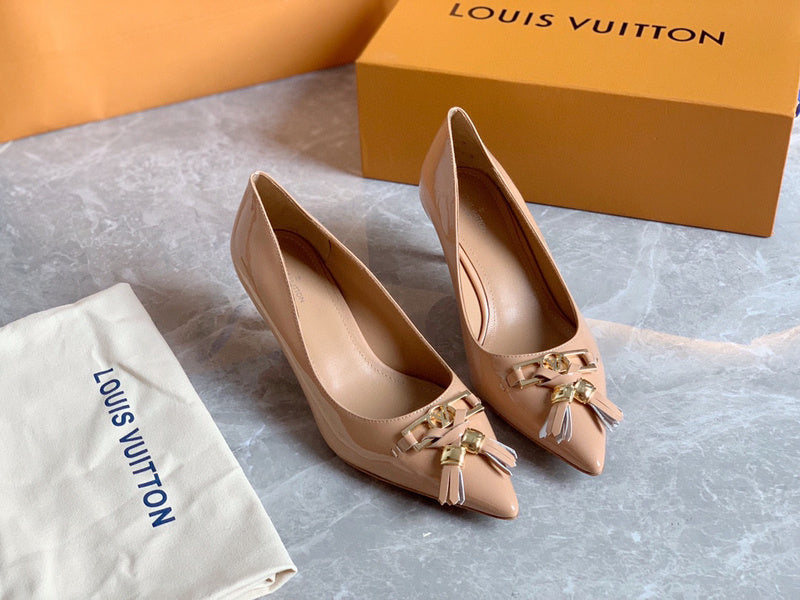 Louis Vuitton designer shoes full view