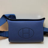  versatile tote bag detail view showing craftsmanship 20