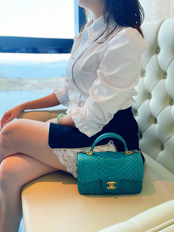  women's handbag, mid design, view 8