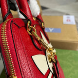 Side profile of refined chic women's handbag – women's designer-style accessory
