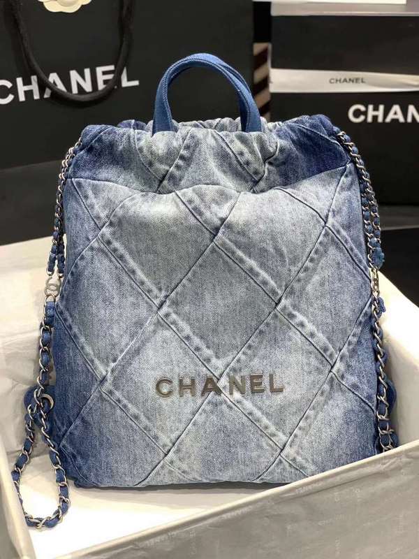 Zivas Charm Classic Sensibility Luxury Handbag (Elevated Accessory Essential) – Styled Look