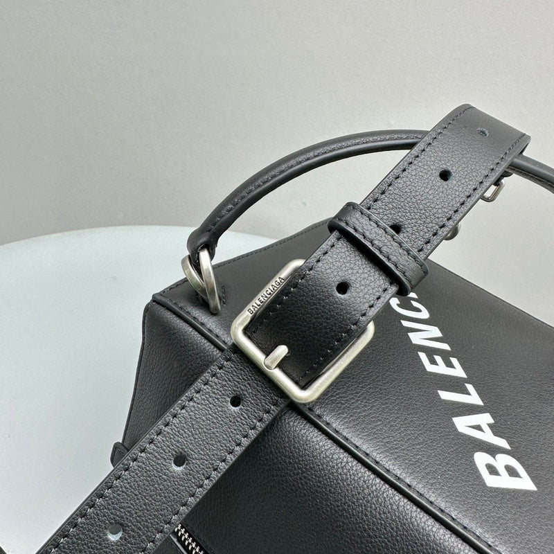 Zivas Charm Understated Luxury Statement Handbag (Statement-Ready Design) – Detail View