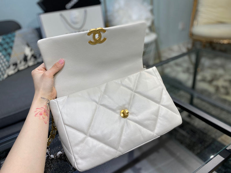  mid purse view 9