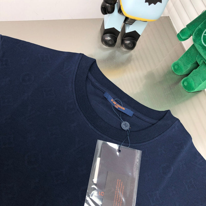 Side profile of Louis Vuitton cotton t-shirt with label-forward styling