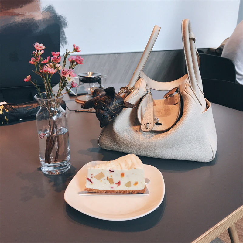  everyday bag interior and compartment view 27
