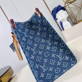  Versatile satchel carried on shoulder