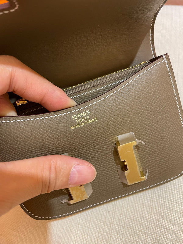 Close-up detail of crisp bag design