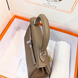  carryall bag interior and compartment view