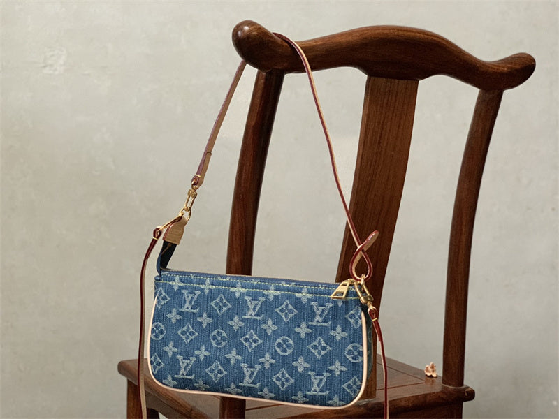  sleek everyday bag styled with outfit
