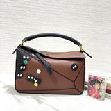 Ziva's Charm handbag – carry view (18cm*11cm*7.5cm)