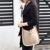  Smart structured bag carried on shoulder