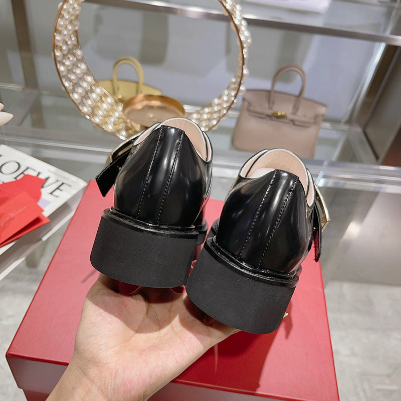 Roger Vivier designer shoes full view