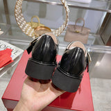 Texture and finish detail of Roger Vivier luxury piece style No.093