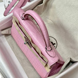  sophisticated shopper bag styled with outfit 30