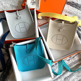  Signature structured bag front view