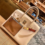  Signature tote bag front view 7