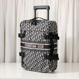 Interior view of everyday-luxe premium women's handbag – women's luxury accessory