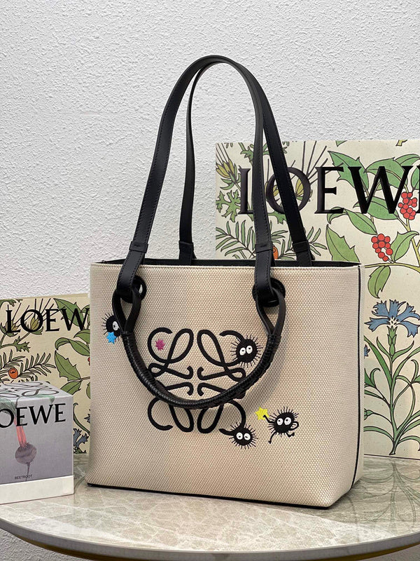 Ziva's Charm handbag – styled view (29cm*25cm*14cm)