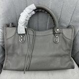 Zivas Charm Refined Structure Statement Handbag (Premium Everyday Carry) – Lifestyle Shot