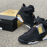 Nike Men's & Women's Premium Designer Sneakers — Style 010 hardware detail