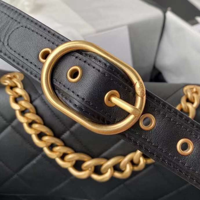  mid purse view 5