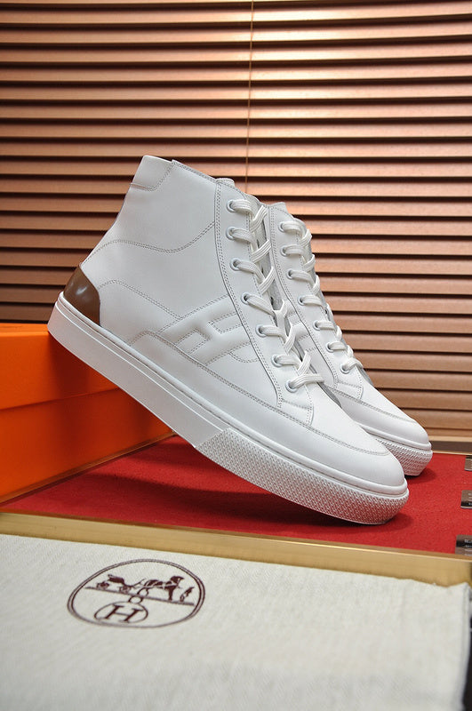 Hermes shoes Style 047 - top view showing design