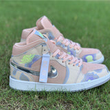 Nike Men's & Women's Luxury Low-Top Trainers — Style 045 back view