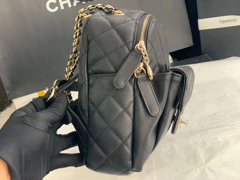 Zivas Charm Timeless Appeal Luxury Handbag (Premium Everyday Carry) – Detail View